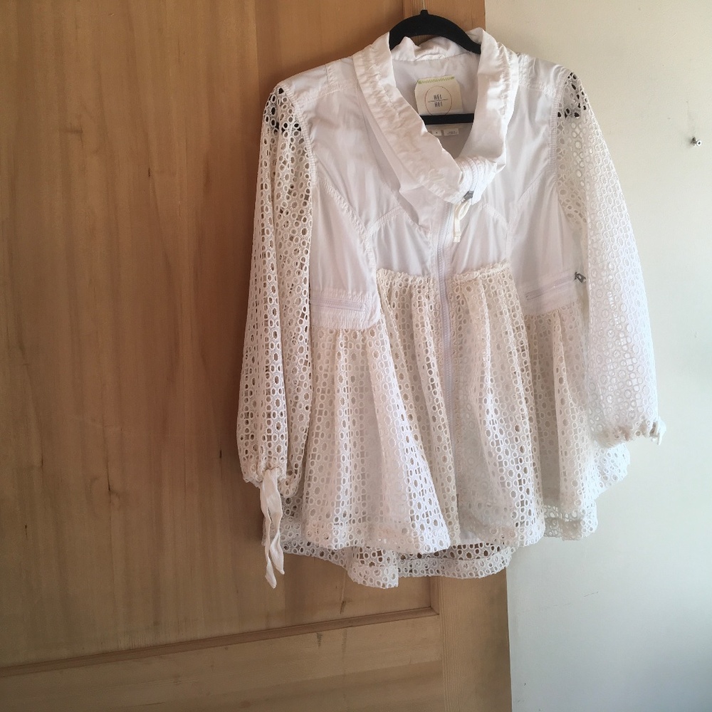 Brand new never worn rain jacket